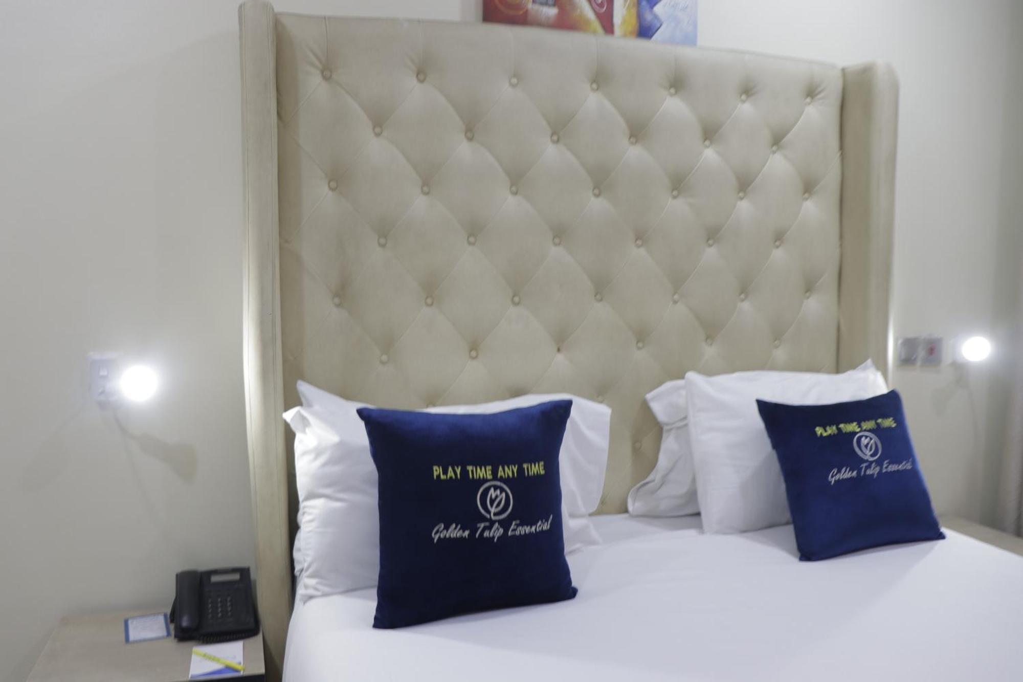 Golden Tulip Hotel- Evergreen Порт Харкорт Екстериор снимка